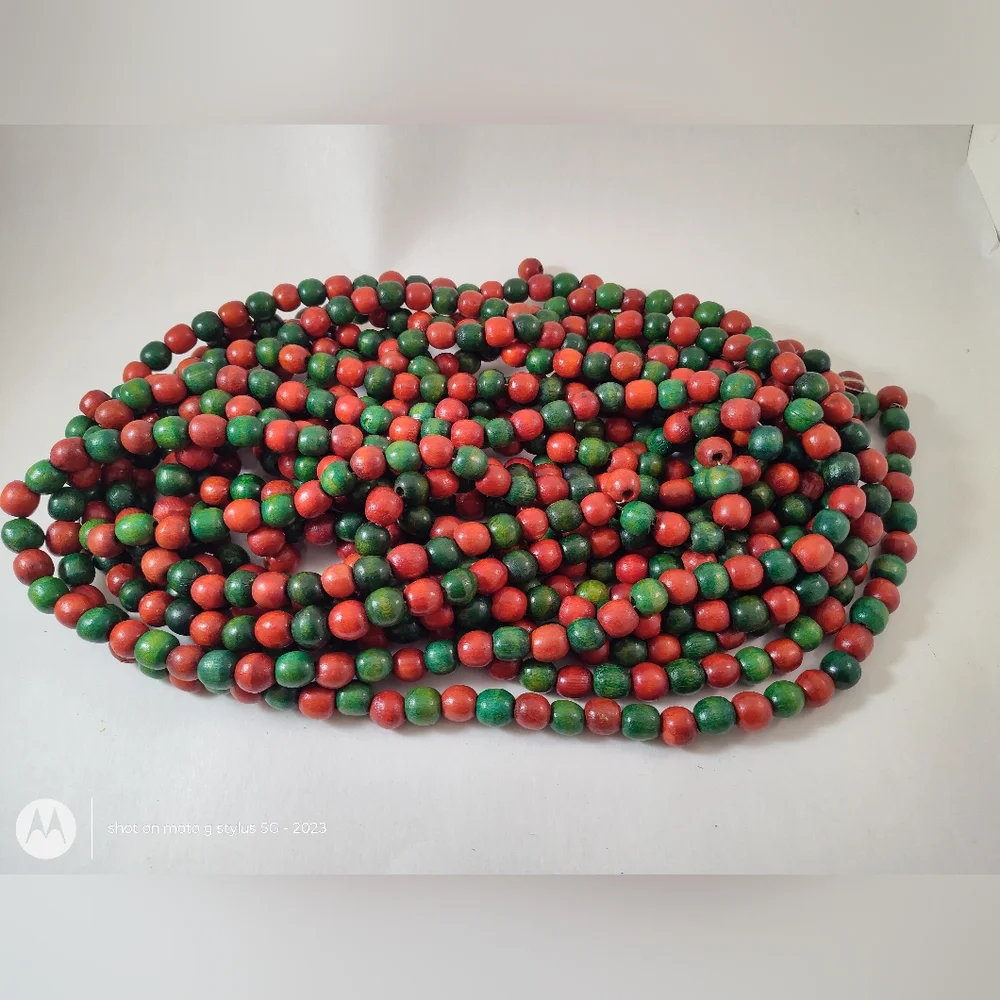 Vintage LARGE BEAD Red and Green Wooden Garland